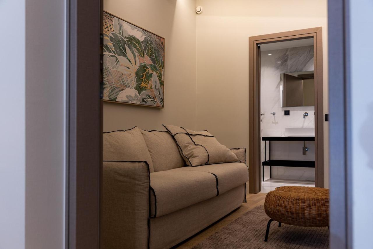 Philia Boutique Hotel เอเธนส์ ภายนอก รูปภาพ